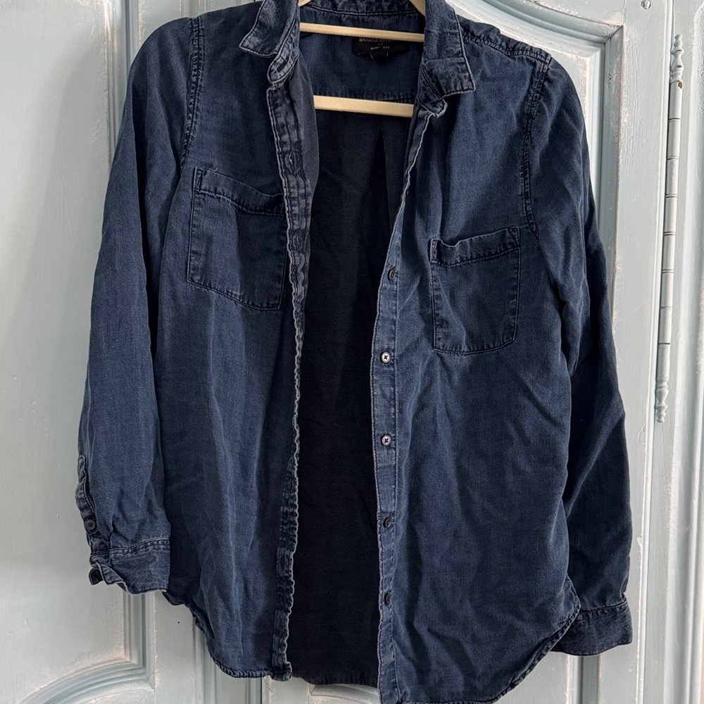 Banana Republic Women's Dark Blue Button Down Shirt